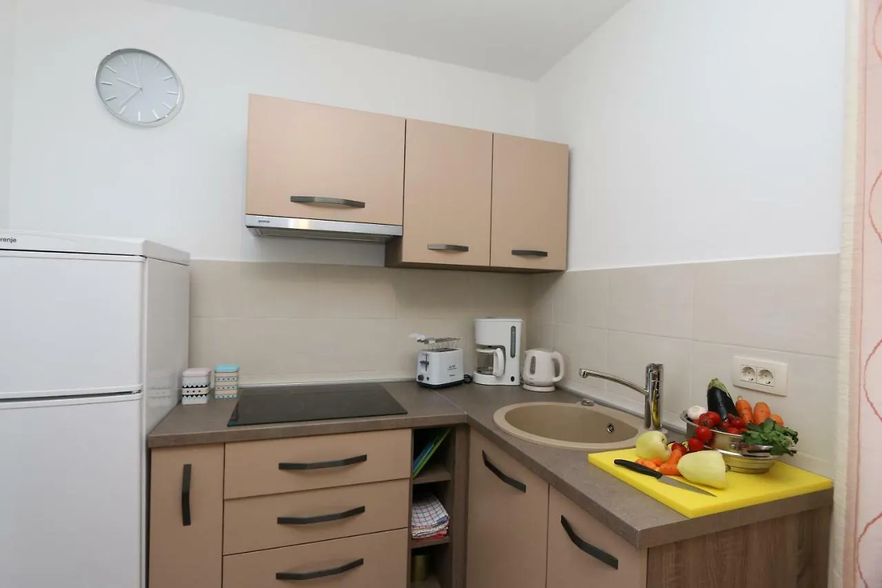 Apartmani Dani Malinska