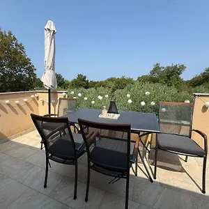 Apartman Zara, Malinska